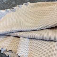 GU リブメローコンパクトT 半袖 M ベージュ　シンプル　トップス　レディースの画像