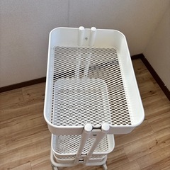 【12/19まで】IKEA 白いラックの画像
