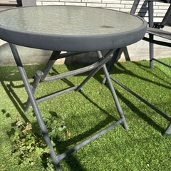 アウトドア用品 テーブルとチェアの画像