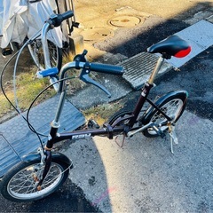 折り畳み式変速付き自転車の画像