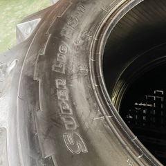トラクタータイヤ2本　16.9-30 ダンロップの画像