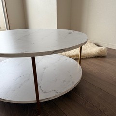 【美品】 LOWYA大理石柄丸テーブルの画像