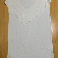 ロングワンピース 長袖 ホワイト の画像