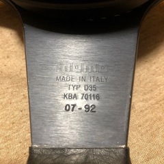 引取優先　momo modena 35パイ ホーンボタン ブラックアロー  TYP D35 KBA 70116の画像