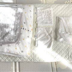 たまひよ 丸洗いできる！体圧分散ベビー布団10点セット の画像