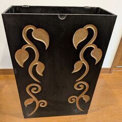 アジアン収納ボックスの画像