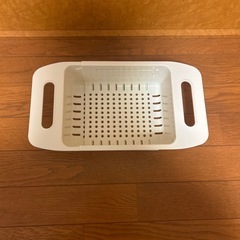 【0円】プラスチック製 水切りバスケットの画像