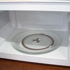 使用感少なめ ツインバード 電子レンジ DR-D419 2024年製 ホワイト　あたため・解凍専用 キレイで新しめ　50Hz（東日本）専用　TWINBIRD　☆ PayPay(ペイペイ)決済可能 ☆ 札幌市 豊平区 平岸 平岸店の画像