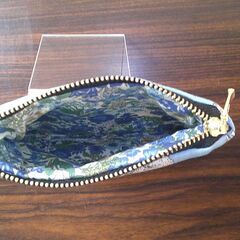 【ハンドメイド】ウサギ柄ファスナー付きミニポーチの画像