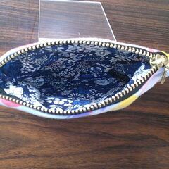 【ハンドメイド】ファスナー付きミニポーチ（薄水色）の画像