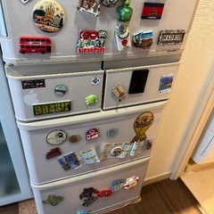 SHARP シャープ　冷蔵庫　の画像