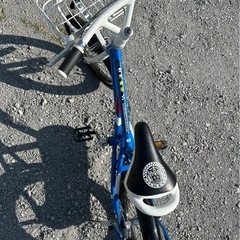 引き取り可能な方限定！kidsマリオ自転車の画像