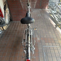 27インチ　アサヒ（トラッドライン）内装３段変速　LEDオートライト　錆びにくいステンレスかご　パンクしにくいタイヤ　シルバーの画像
