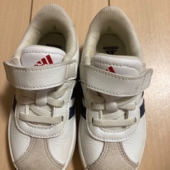 アディダス　 子ども用くつ　14センチの画像