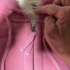 ユニクロ裏起毛パーカー　レディース　20%引きの画像