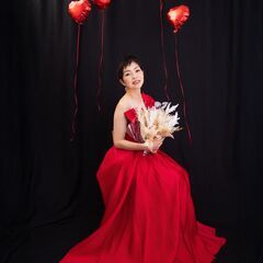 還暦祝いを赤ドレスで！スカイツリー近くの小さなスタジオ☆粋華☆