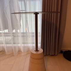 サイドテーブルの画像