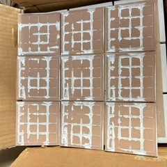 タイル　ホワイト系1箱1000円の画像