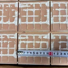 タイル　ホワイト系1箱1000円の画像