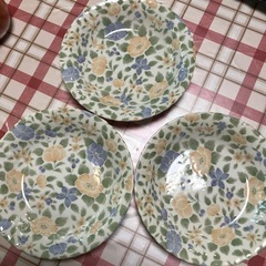 どんぶり　お皿セットの画像