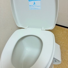 ポータブルトイレ　使用数回のみ、消毒ずみ済の画像