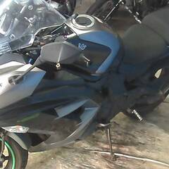 KAWASAKI ニンジャ400 黒/グレー 車検残R8/10月 エンジン始動動画 半額配送キャンペーン 現状渡し諸経費￥0- 横浜 P-Yardの画像