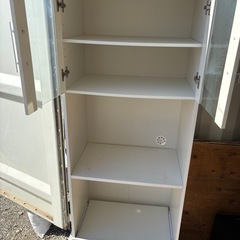 キッチン収納家具の画像