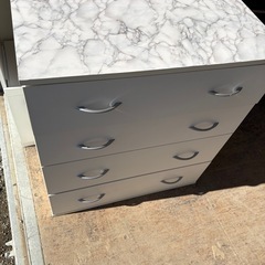 4段チェストの画像