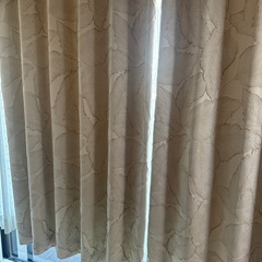カーテンの画像