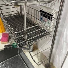 突っ張り水切り棚の画像