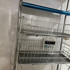 突っ張り水切り棚の画像