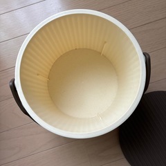 【オウニウッティ】フタ付きバケツ　　の画像