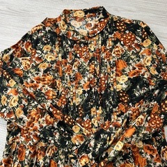 ほぼ新品未使用！花柄ワンピースの画像