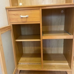 momo  natural食器棚の画像