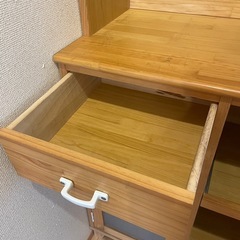 momo  natural食器棚の画像