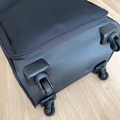 無印良品　キャリーケースの画像
