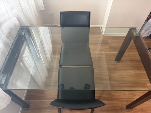 ストア ガラスダイニングテーブル FLYMEe Noir GLASS TOP DINING TABLE