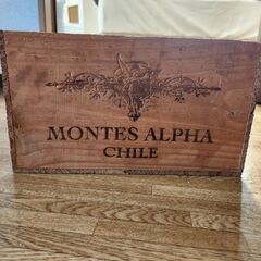 ワインの木箱　カントリー雑貨　の画像