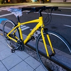 中古のクロスバイク。21段変速 アルミフレーム。ブレーキゴムとワイヤー、サドルは新品　　　　　　の画像