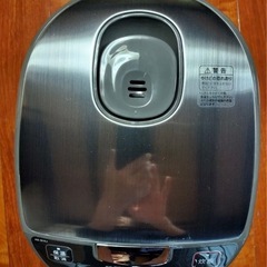 SHARP2025年製炊飯器の画像