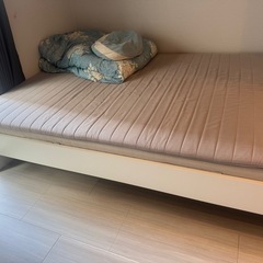 IKEAベッドの画像
