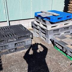 中古パレット販売の画像