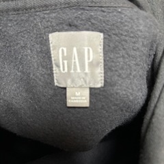 GAP パーカー　ブラック、ホワイト2着セットでの画像