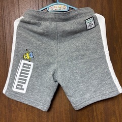 PUMA ミニオンコラボ　ジップアップトレーナー＋短パン　104cmの画像