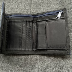 adidasナイロンバッグ・財布の画像