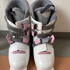 HEAD スキー板156センチ•ビンディング（チロリア）•レディースブーツ24センチ　セットの画像