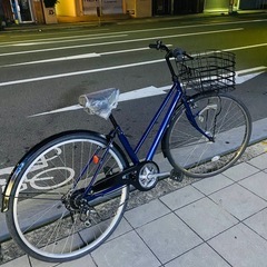 27インチオートライト6段変速付きの中古シティーサイクルです。防犯登録も込みの価格なので、手間なく乗ることができますの画像