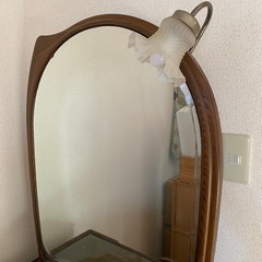 アンティーク　鏡台の画像