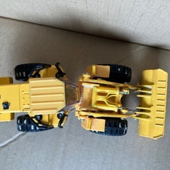 ブルドーザー　おもちゃ
　カワサキ　砂汚れありの画像