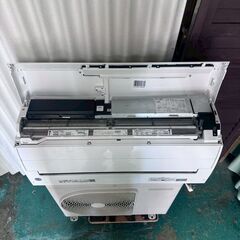 K07023 中古エアコン 東芝 2021年製 主に6畳用 冷房能力 2.2KW / 暖房能力2.2KWの画像